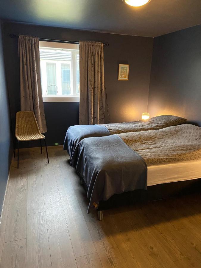 The Little Guesthouse Downtown - Keflavik Airport Exteriör bild