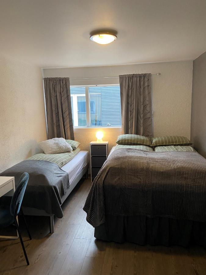 The Little Guesthouse Downtown - Keflavik Airport Exteriör bild