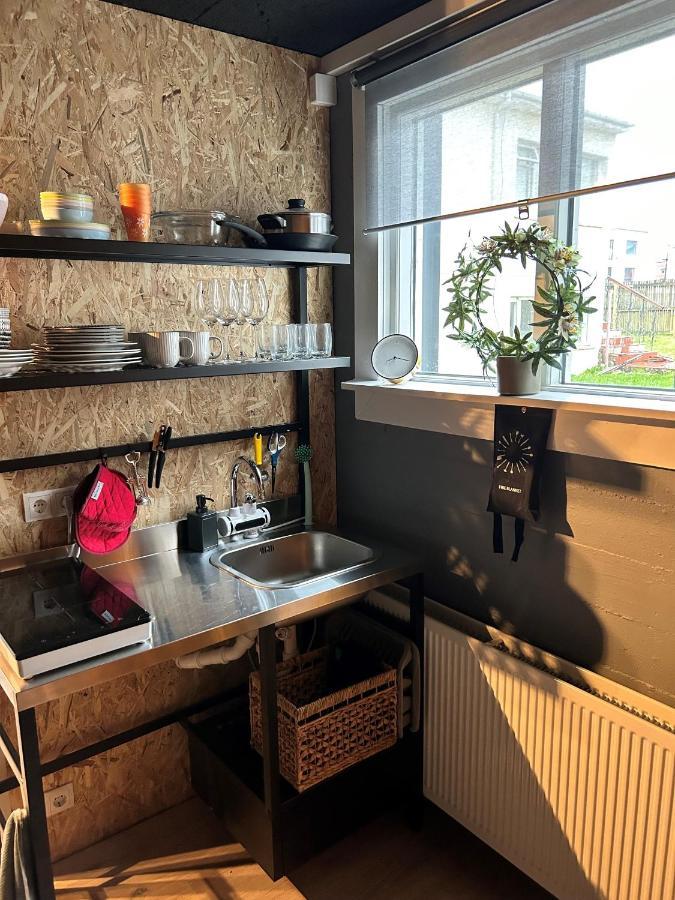 The Little Guesthouse Downtown - Keflavik Airport Exteriör bild